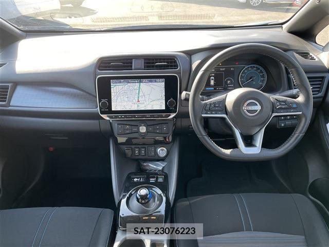 Nissan LEAF 2021-11 221661-7