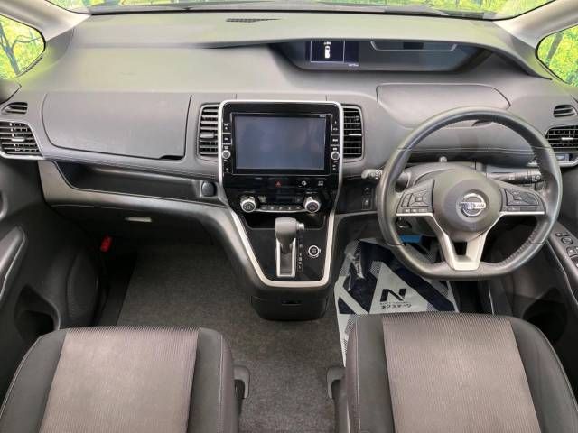 Nissan SERENA 2017-03 193996-1