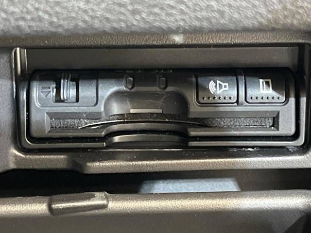Nissan SERENA 2017-03 193996-6