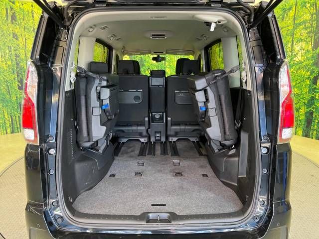 Nissan SERENA 2017-03 193996-11