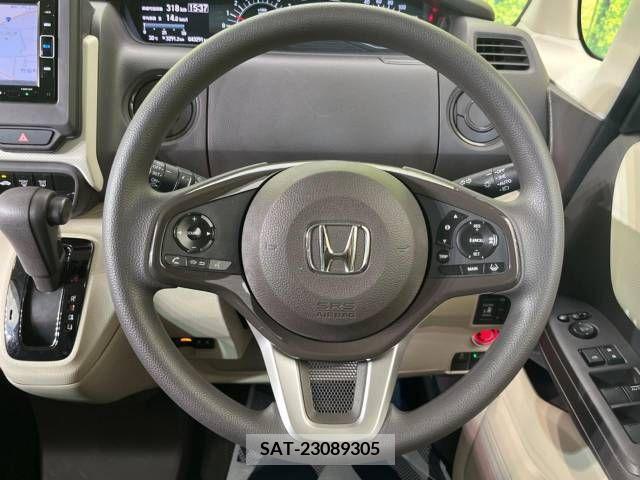 Honda N BOX 2018-02 306957-11
