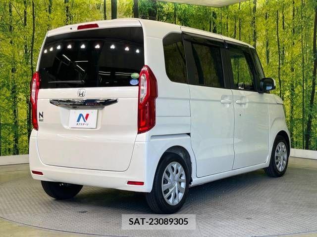 Honda N BOX 2018-02 306957-17