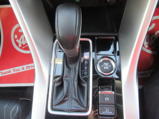 Mitsubishi ECLIPSE CROSS 2020-08 183657-22