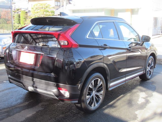 Mitsubishi ECLIPSE CROSS 2020-08 183657-2