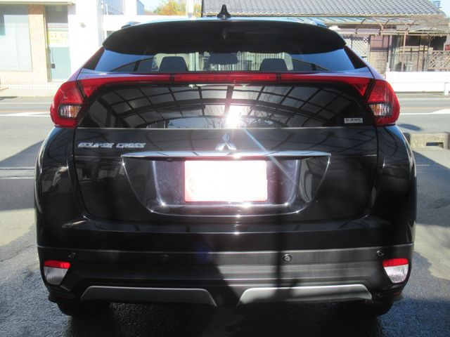 Mitsubishi ECLIPSE CROSS 2020-08 183657-4