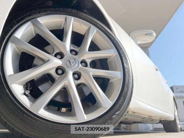 Lexus IS 2012-02 275401-14