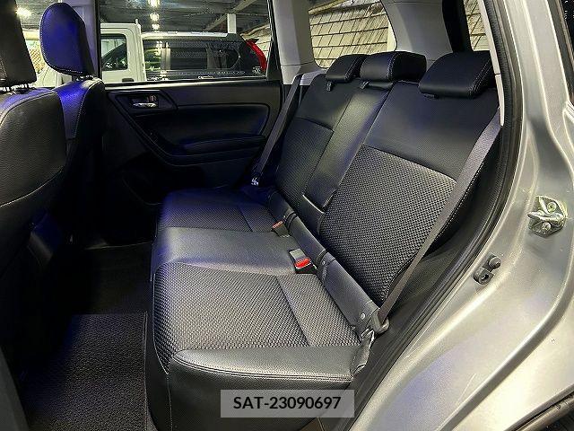 Subaru FORESTER 2013-09 234888-9