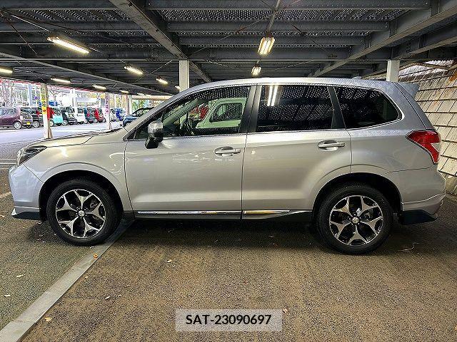 Subaru FORESTER 2013-09 234888-23