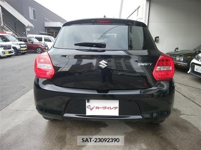 Suzuki SWIFT 2022-09 246837-5