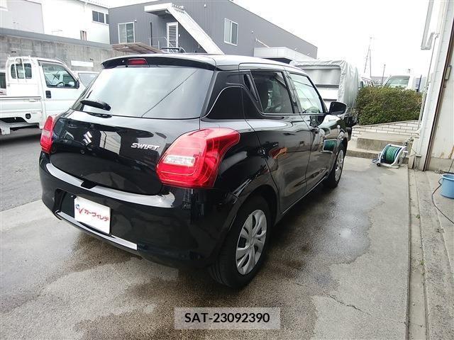 Suzuki SWIFT 2022-09 246837-2
