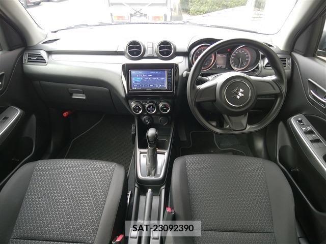 Suzuki SWIFT 2022-09 246837-1