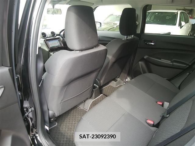 Suzuki SWIFT 2022-09 246837-15