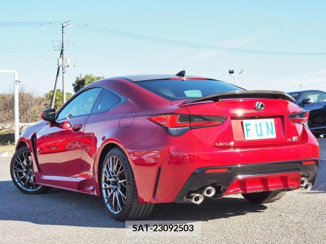 Lexus RC F 2019-06 208460-5