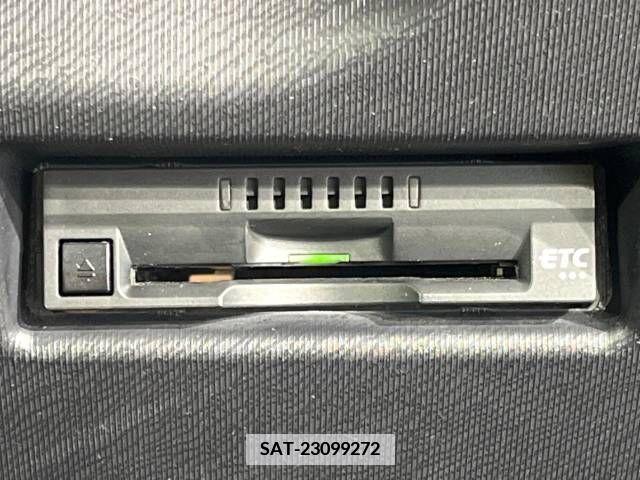Toyota AQUA 2018-10 377036-6