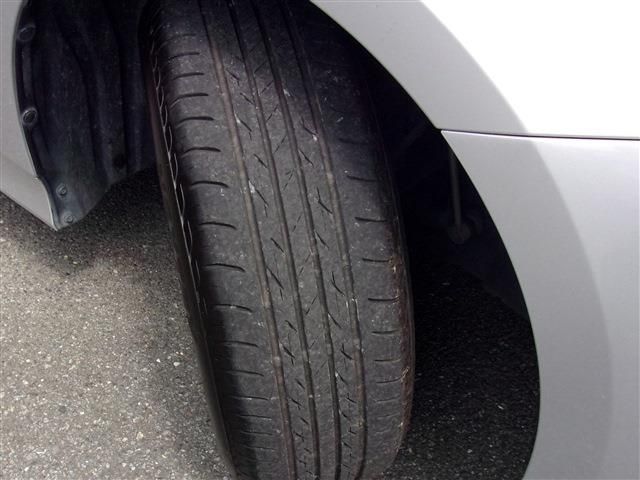 Toyota PRIUS 2019-06 3275-11