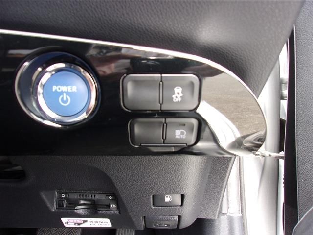 Toyota PRIUS 2019-06 3275-17
