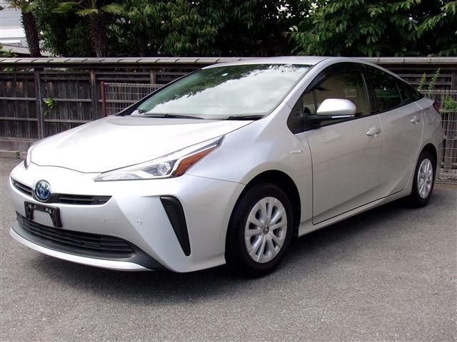 Toyota PRIUS 2019-06 3275-0