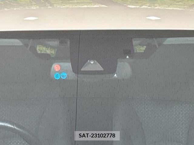 Toyota PRIUS 2016-08 281994-2