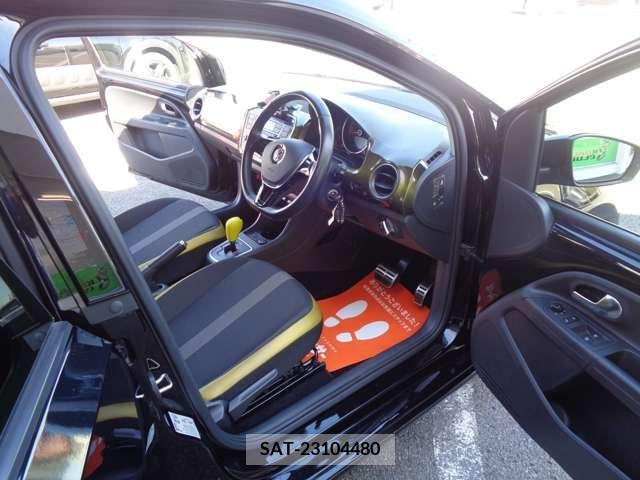 VolksWagen UP! 2017-09 205549-9