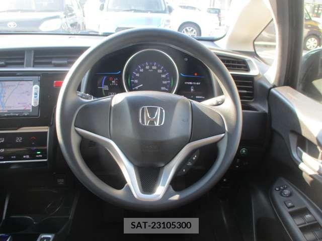 Honda FIT 2014-06 304096-13