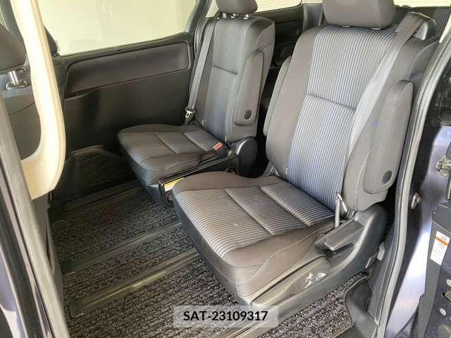 Toyota NOAH 2014-09 279495-6