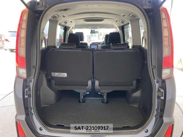 Toyota NOAH 2014-09 279495-8