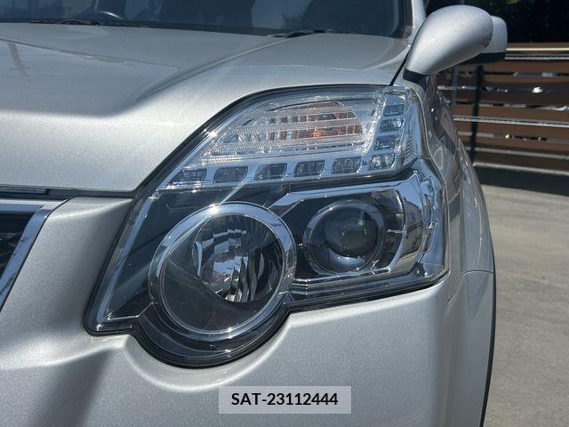 Nissan X-TRAIL 2012-07 335420-8