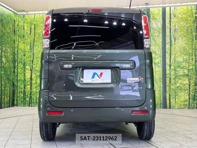 Suzuki SPACIA 2022-07 215463-13