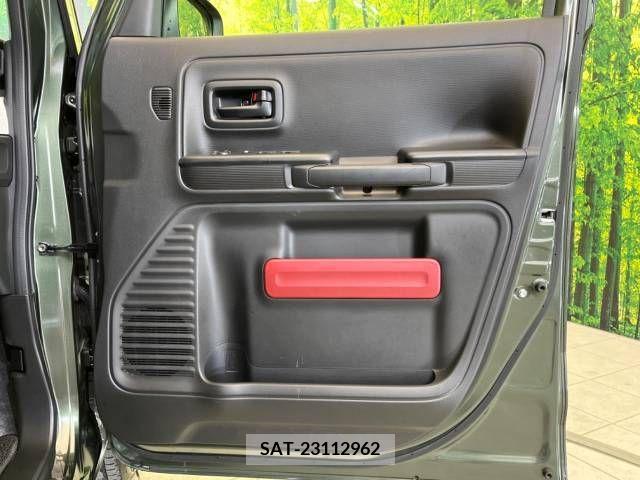 Suzuki SPACIA 2022-07 215463-19