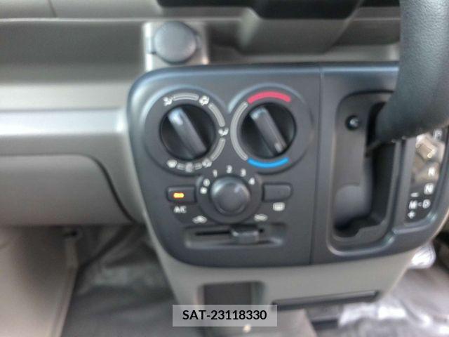 Suzuki EVERY 2019-01 238938-5