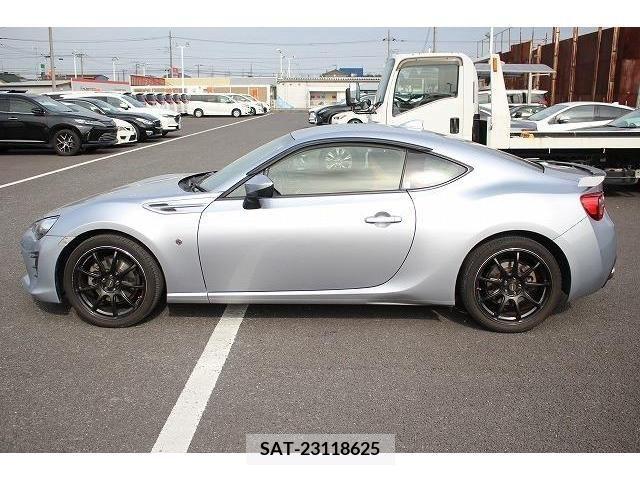 Toyota 86 2016-09 321180-5