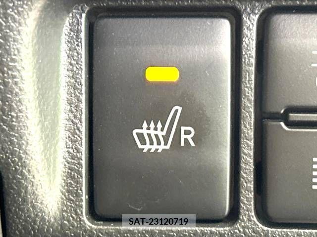 Daihatsu MOVE CUSTOM 2020-11 215320-6