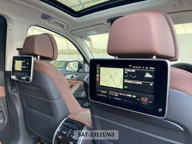 Bmw X7 2021-07 380933-17