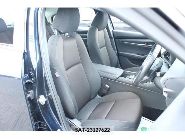 Mazda MAZDA3 2020-03 301086-12
