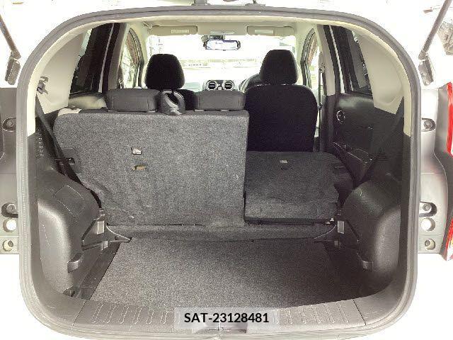 Nissan NOTE 2017-08 232377-21