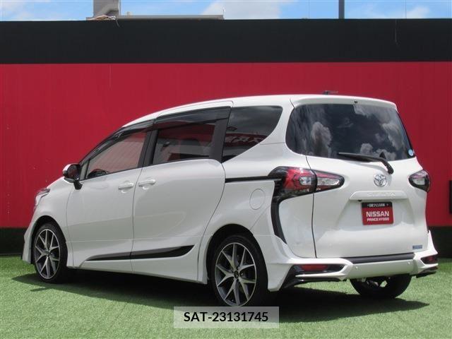Toyota SIENTA 2019-07 344572-1
