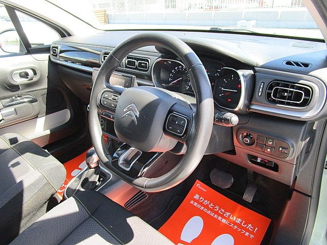 Citroen C3 2018-09 13288-1