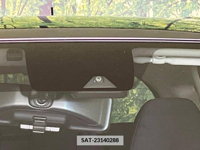 Nissan NOTE 2019-09 365413-4