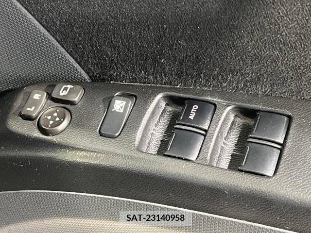 Suzuki SOLIO BANDIT 2013-02 311292-8