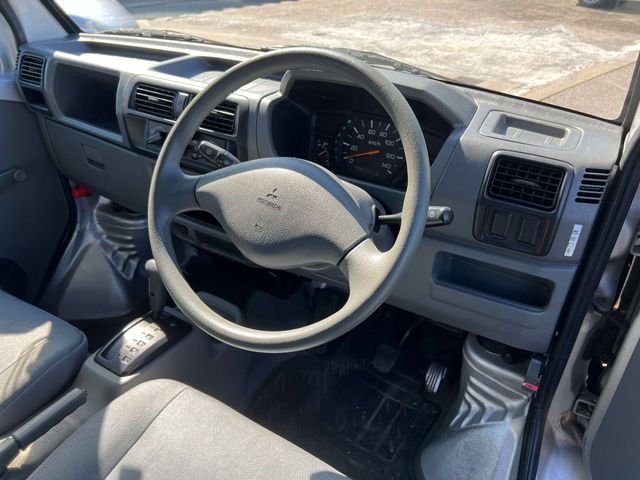 Mitsubishi MINICAB VAN 2003-02 10300-20