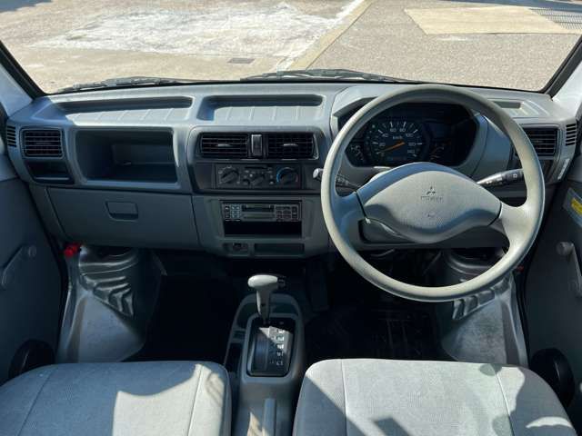 Mitsubishi MINICAB VAN 2003-02 10300-9
