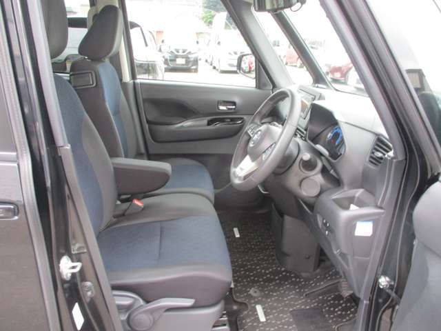 Nissan ROOX 2020-08 7379-12
