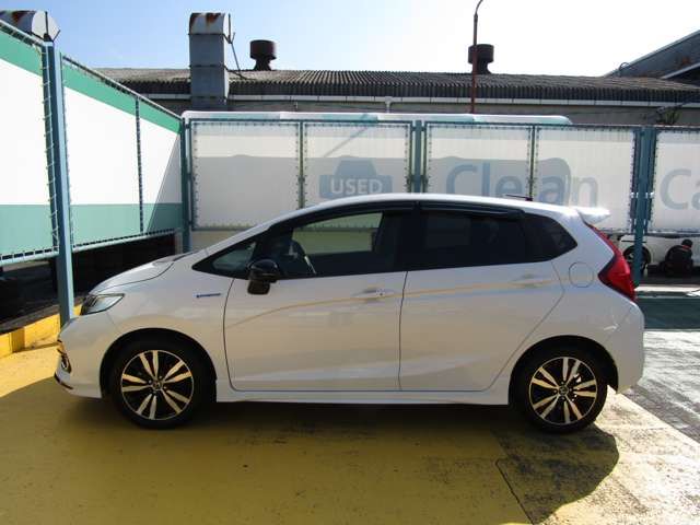 Honda FIT HYBRID 2018-05 21530-5
