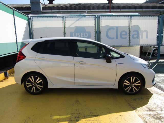 Honda FIT HYBRID 2018-05 21530-9