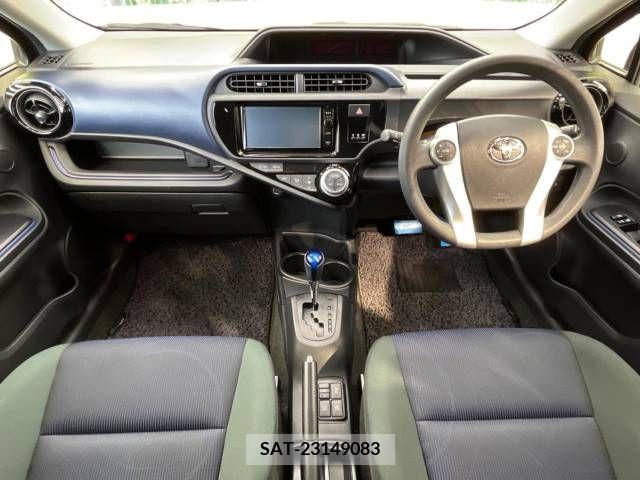 Toyota AQUA 2015-09 356227-1
