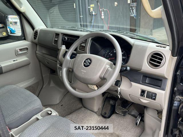 Suzuki EVERY 2013-08 204051-1