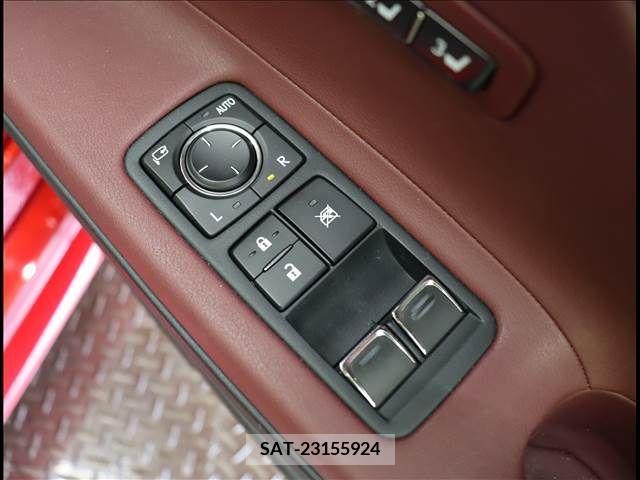 Lexus LC 2017-03 275795-18