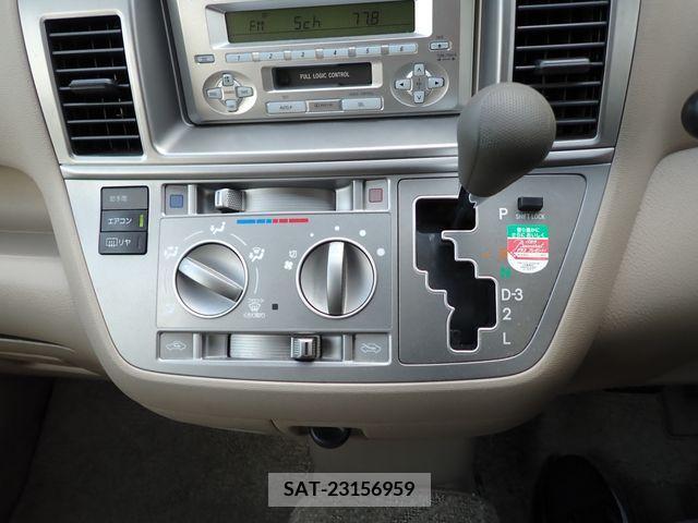 Toyota RAUM 2003-07 341856-11