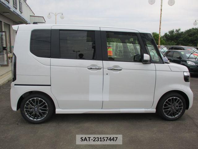 Honda N BOX CUSTOM 2024-06 307527-3