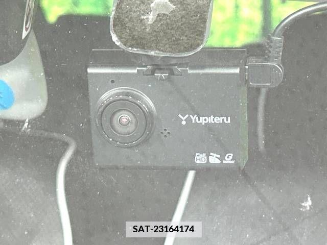 Suzuki HUSTLER 2018-01 377040-4